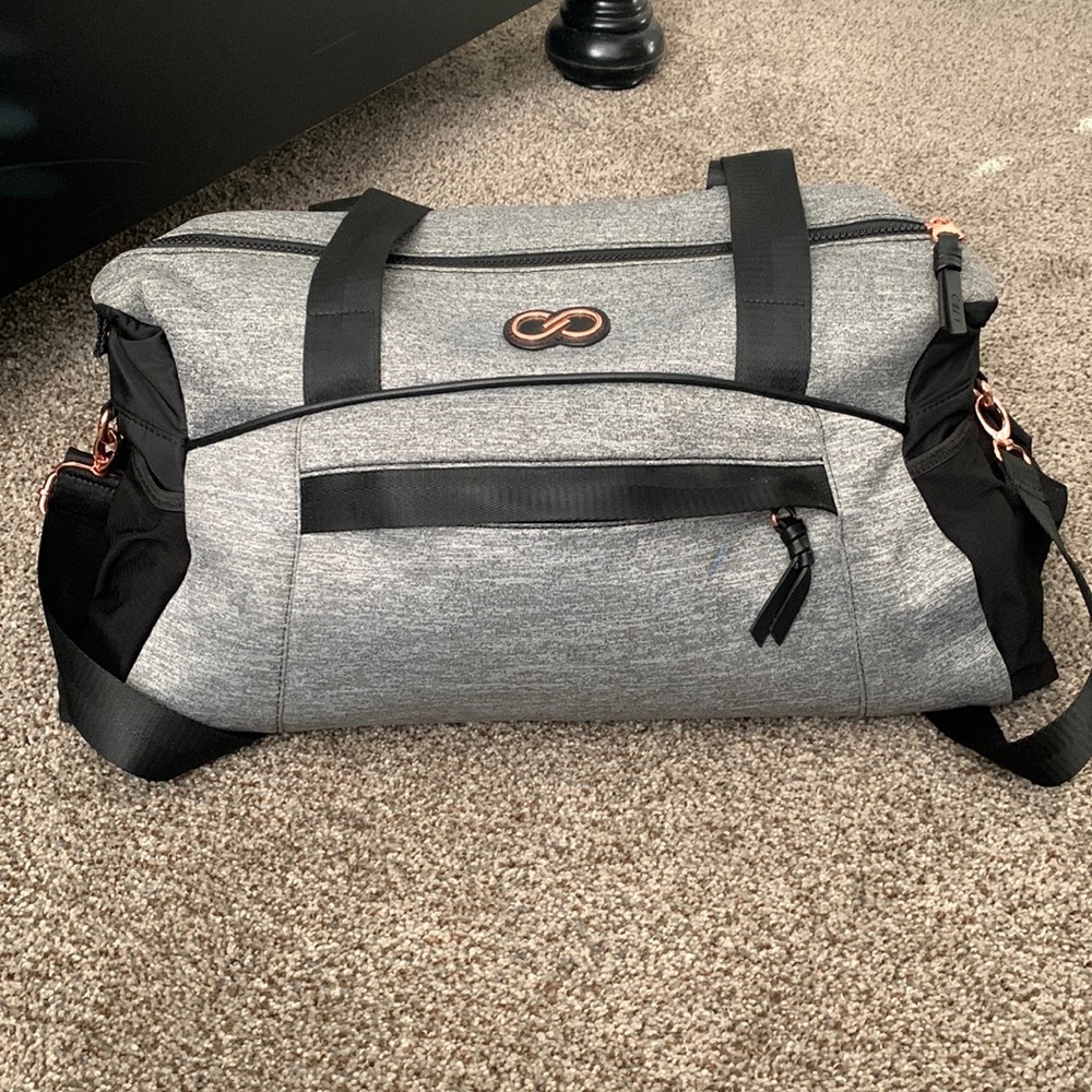 CALIA by Carrie Underwood gym bag